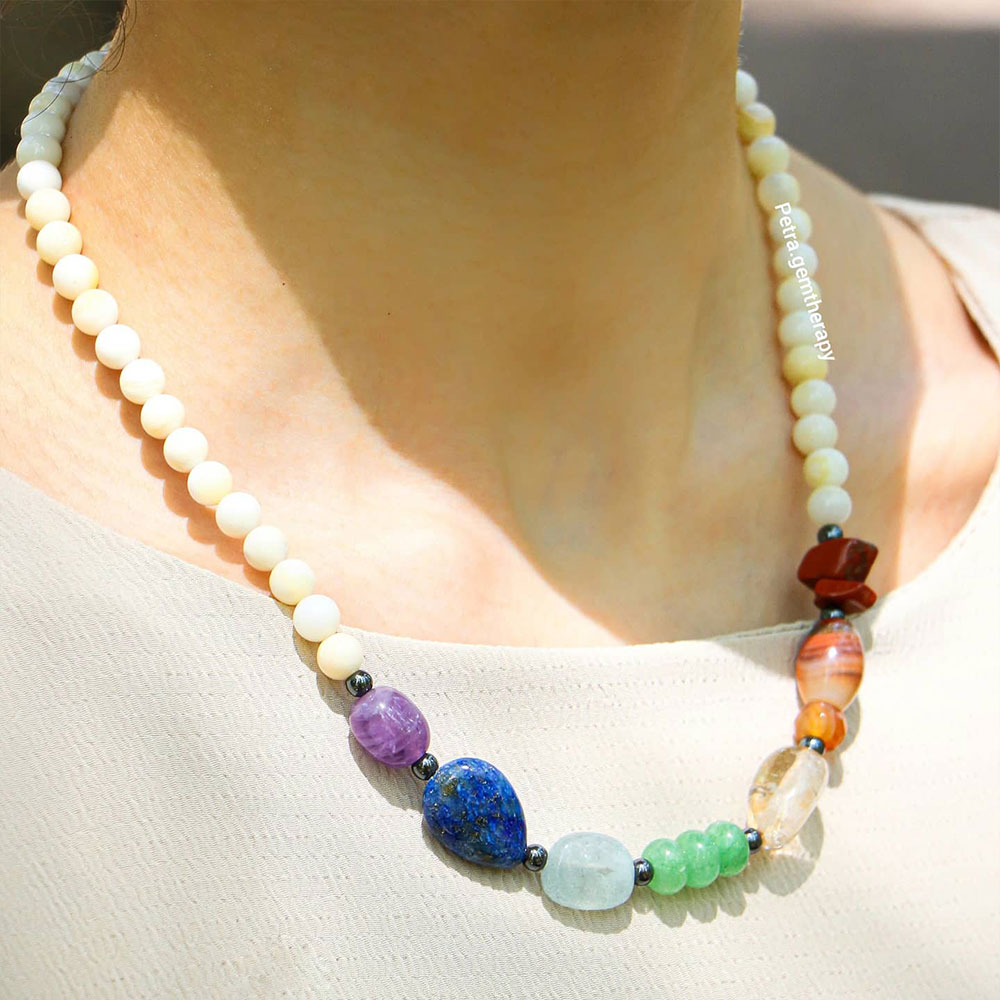 گردنبند زنانه صدف و هفت‌چاکرا