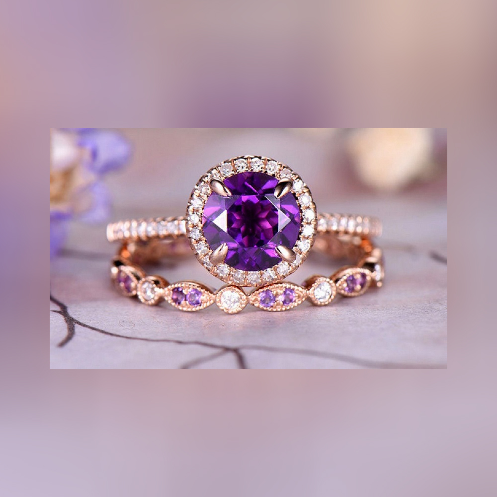 تولید و فروش انواع زیور آلات سنگی